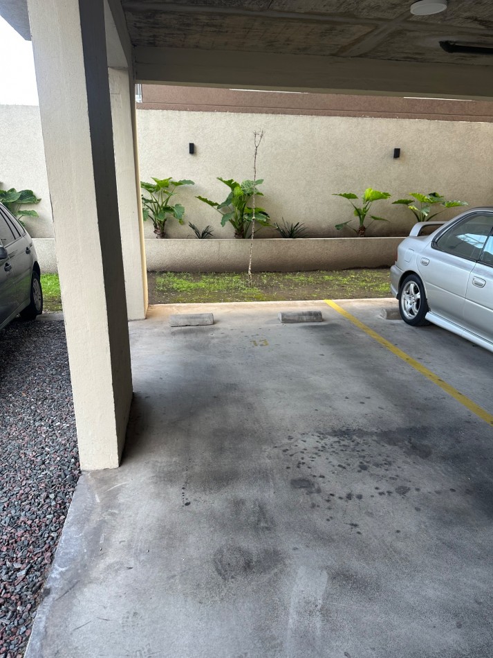 Venta de cocheras en Ituzaingo Norte