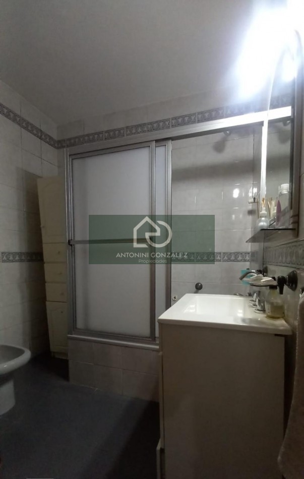 Propiedad en Block: 3 Departamentos en Villa Tesei | Ideal Inversion o Multifamiliar