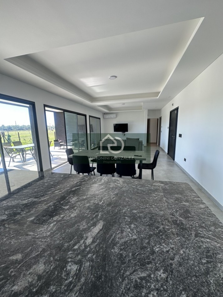 Venta casa 4 ambientes