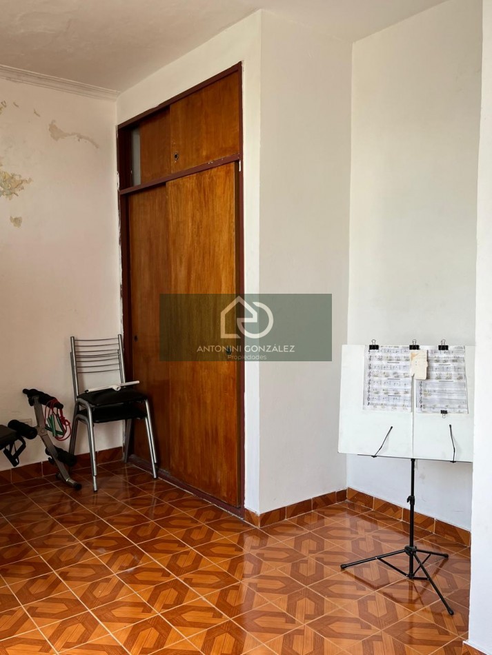casa en venta 5 dormitorios en Ciudadela.
