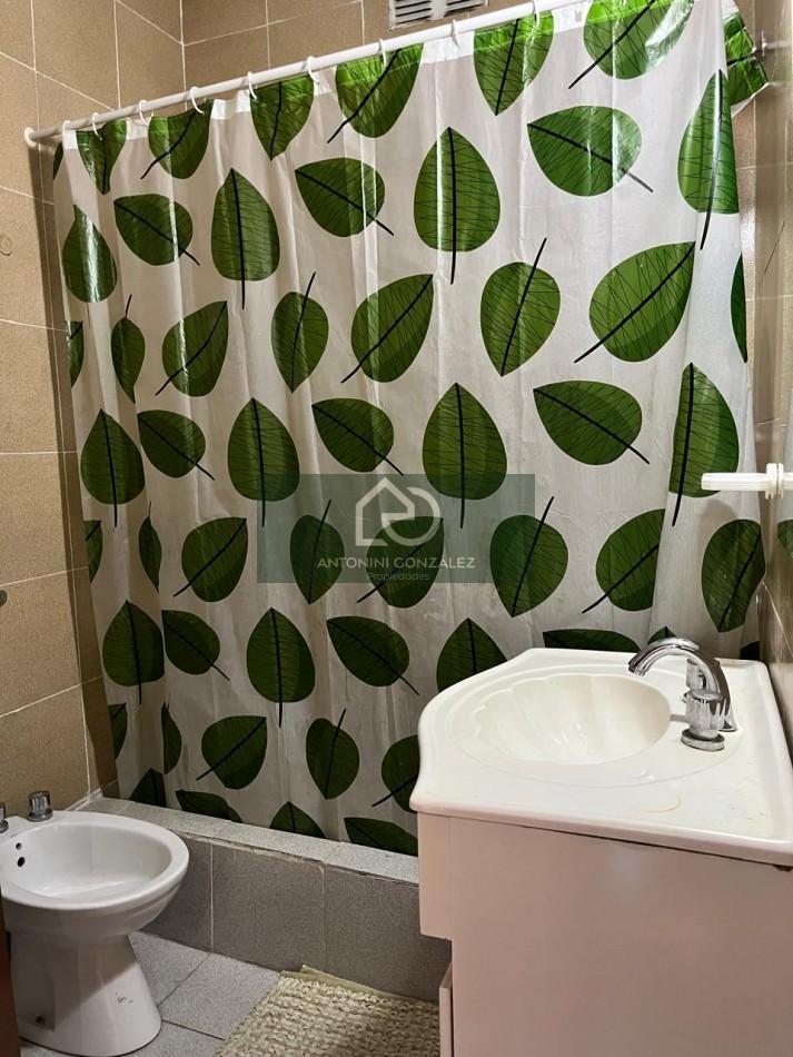 casa en venta 5 dormitorios en Ciudadela.