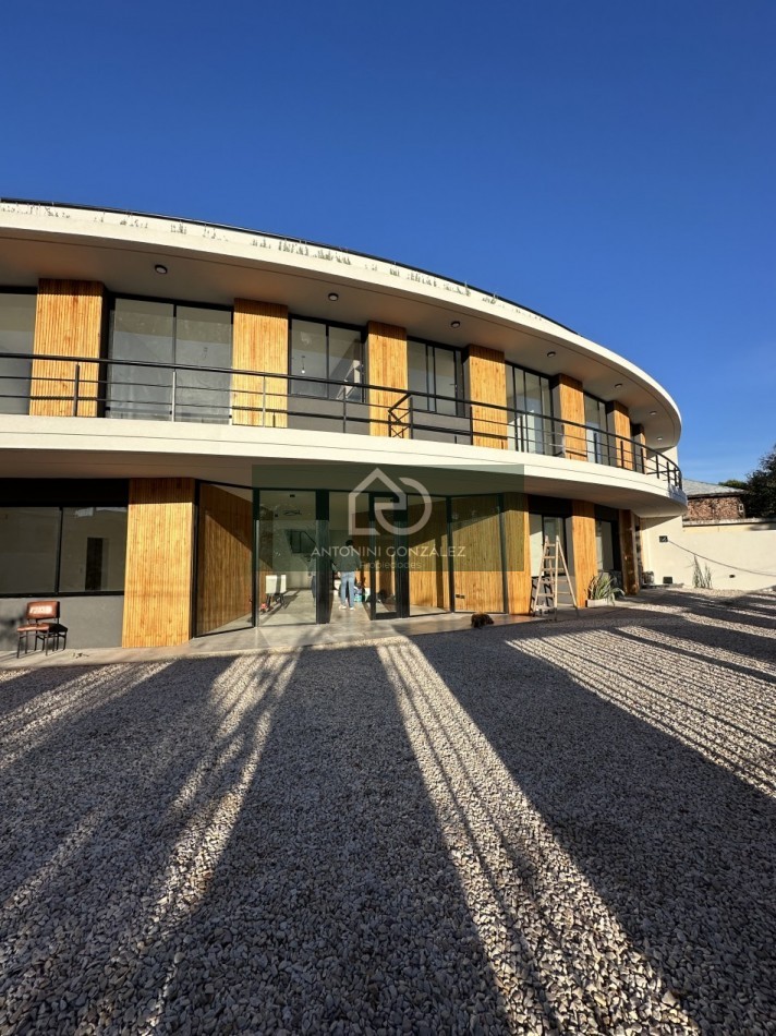  departamentos de 2 y 3 ambientes.