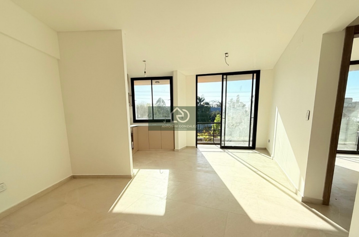  departamentos de 2 y 3 ambientes.