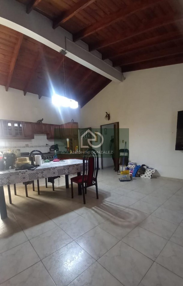 Propiedad en Block: 3 Departamentos en Villa Tesei | Ideal Inversion o Multifamiliar