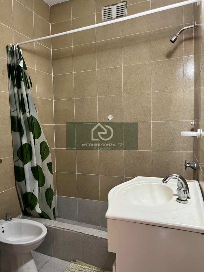 casa en venta 5 dormitorios en Ciudadela.