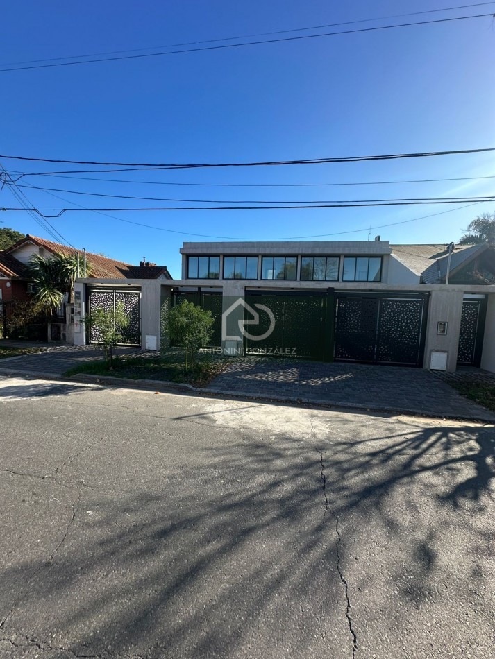 CASA EN VENTA 5 AMBIENTES A ESTRENAR ITUZAINGO NORTE