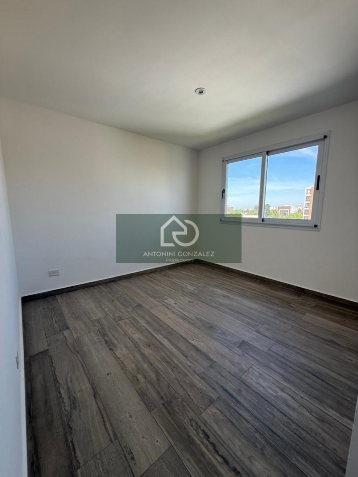 Alquiler 4 ambientes con cochera y parrilla