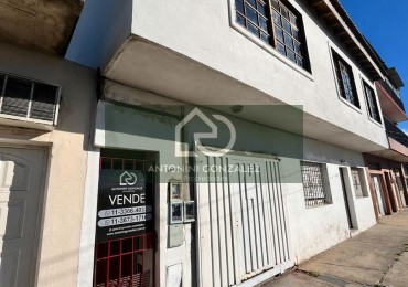 Propiedad en Block: 3 Departamentos en Villa Tesei | Ideal Inversion o Multifamiliar