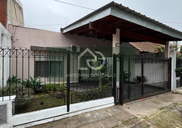 Casa en alquiler 4 Ambientes  Ituzaingo Sur | Gran Parque, Galeria y Parrilla